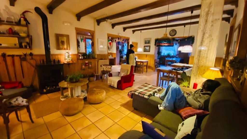 Xalet Refugi Pere Carne Hostel ลา มอลินา ภายนอก รูปภาพ